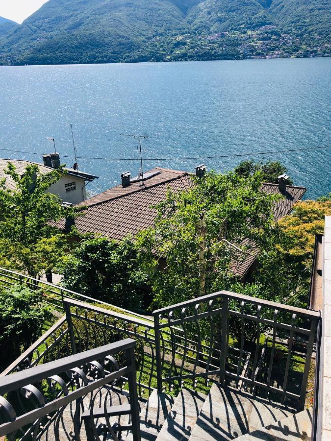 Lilli - Casa Sul Lago Дервио Экстерьер фото